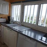 T2 Climatise Au Centre-ville Du Lavandou Avec Terrasse Et Parking - Fr-1-308-47 * Le Lavandou